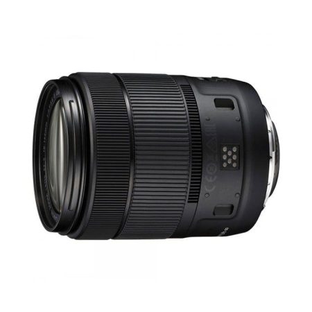 Canon EF-S 18-135mm f/3.5-5.6