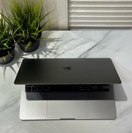 Core i5 Space Gray 16/512GB