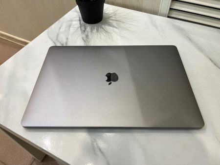 Intel Core i9 32/512GB Space Grey