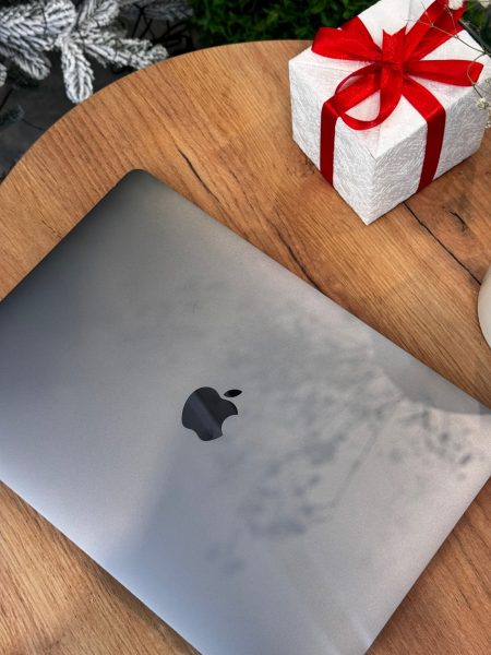  Core i7 Space Gray 16/512GB
