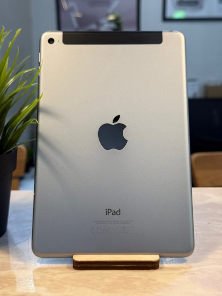  16GB Cellular Space Gray