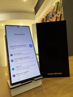  Black 12/256GB