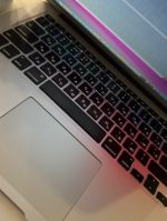  Intel Core i5 Silver 8/128GB