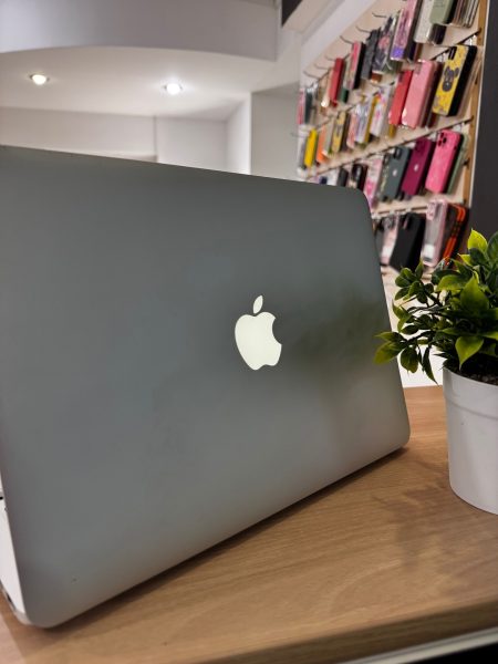  Intel Core i5 Silver 8/250GB