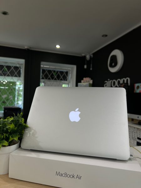 Core i5 Silver 8/128GB